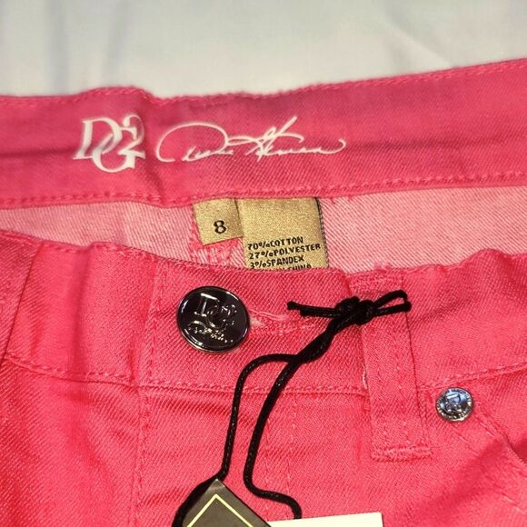 NWT, DG2 Women's Capris Jeans Pants - Picture 3 of 5